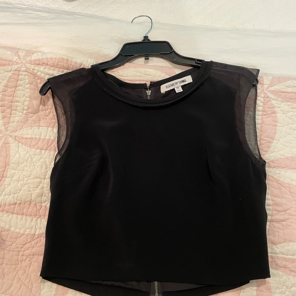 Elizabeth and James Top